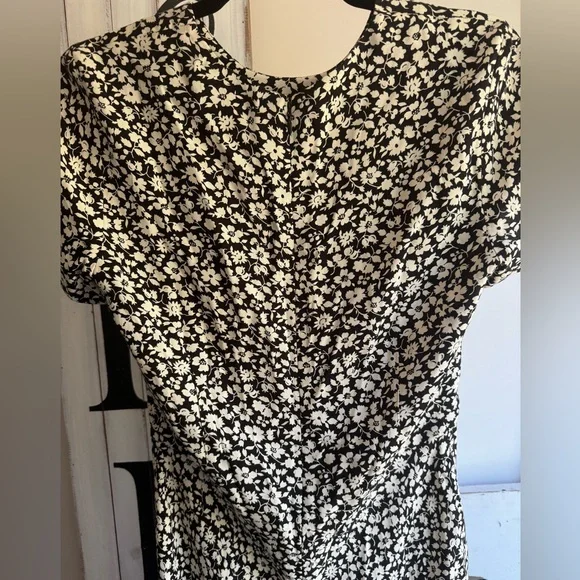 Polo Ralph Lauren Floral
Print Crepe Dress - Picture 4 of 7